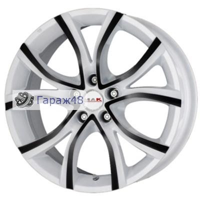 MAK Nitro R18 / 8J PCD 5x112 ET 42 ЦО 76 Литые Белый матовый анодированный с черными спицами